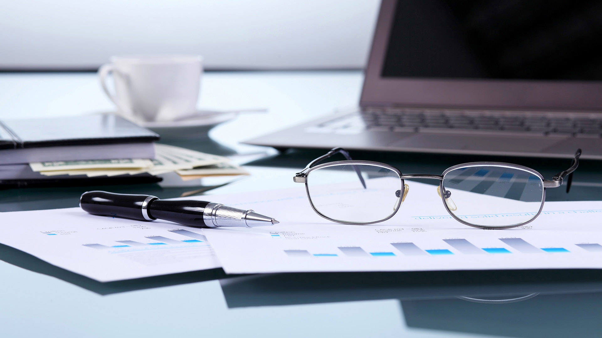 Контрактная система в сфере закупок в соответствии с 44-ФЗ. Запреты, ограничения и преимущества. Унификация и электронизация процедур закупок. Приемка в электронной форме в ЕИС (32 часа очно, 112 заочно)